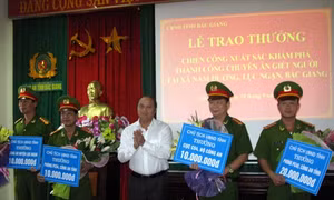 Khen thưởng thành tích phá nhanh vụ trọng án giết người phân xác phi tang ở Bắc Giang