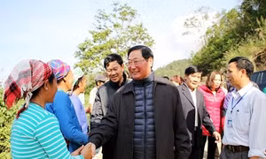 Bộ trưởng, Chủ nhiệm Ủy ban Dân tộc Giàng Seo Phử thăm thôn Sín Chải và Đồn Biên phòng Si Ma Cai