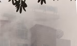 Khống chế cháy lớn ở đường Nguyễn Văn Cừ, Hà Nội