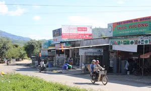 Thương mại, dịch vụ góp phần thay đổi diện mạo nông thôn vùng sâu