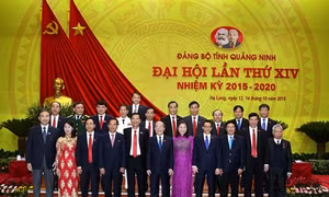 Chủ tịch Quốc hội Nguyễn Sinh Hùng dự và chỉ đạo Đại hội đại biểu Đảng bộ tỉnh Quảng Ninh nhiệm kỳ 2015 - 2020