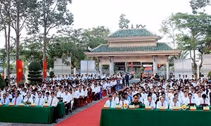 Lãnh đạo tỉnh dâng hương viếng Chủ tịch Hồ Chí Minh