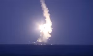 Tên lửa từ tàu chiến Nga dội trúng mục tiêu IS ở Syria