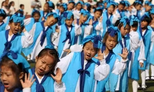 Trung Quốc bỏ chính sách 1 con