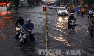 Bắc bộ mưa gián đoạn, Nam bộ tạnh ráo