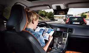 Toyota bước vào cuộc đua phát triển xe tự lái
