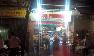 Bị đình chỉ nhưng cơ sở bánh Trung thu Bảo Phương vẫn bán hàng