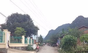 “Những con đường của ý Đảng, lòng dân” ở Cao Bằng