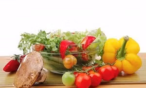 Ăn nhiều rau củ khi còn trẻ giúp tim khỏe mạnh ở tuổi trung niên