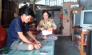 Hậu Giang "sống lại" nghề làm lồng đèn truyền thống