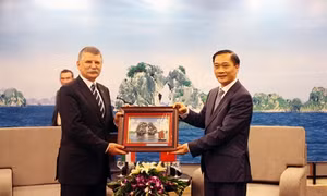 Lãnh đạo tỉnh Quảng Ninh tiếp Chủ tịch Quốc hội Hungary