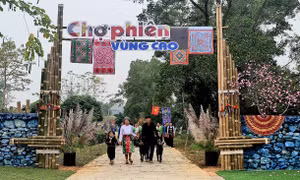 Hấp dẫn Phiên chợ vùng cao – Chào năm mới 2025 tại Làng Văn hóa - Du lịch các dân tộc Việt Nam