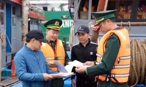 Bộ đội Biên phòng Nghệ An - Điểm tựa để ngư dân vươn khơi bám biển