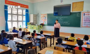 Kon Tum hỗ trợ học sinh người dân tộc thiểu số đến trường