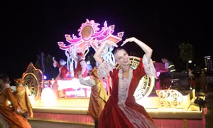 Carnival đường phố Sun Fest "khai tiệc" mùa hè sôi động ở Đà Nẵng