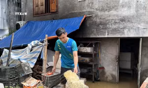 Cuộc sống nhiều gia đình ở Cao Bằng xáo trộn vì mưa lũ