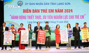 Lạng Sơn tạo điều kiện cho trẻ em miền núi phát triển toàn diện