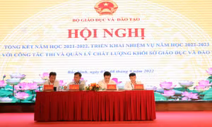 Chủ trì Hội nghị. Ảnh: Thanh Thương - TTXVN