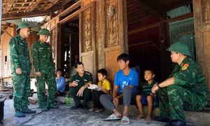 Chắp cánh ước mơ đến trường cho học sinh khó khăn nơi biên giới Quảng Bình