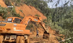 Cao Bằng: Huyện Bảo Lâm vẫn bị cô lập