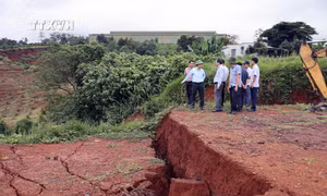 Xuất hiện hai điểm sạt lở, sụt lún ven đường Hồ Chí Minh, đoạn qua tỉnh Đắk Nông