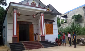 Nhờ có vốn vay của Ngân hàng CSXH huyện Sơn Dương, gia đình ông Nông Văn Nhất thôn Phục Hưng, xã Lương Thiện, huyện Sơn Dương, Tuyên Quang đã yên tâm về chỗ ở. Ảnh: Thu Huyền