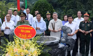 Chủ tịch nước Tô Lâm thăm và dâng hương tại Khu di tích quốc gia đặc biệt Pác Bó