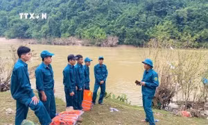 Tìm thấy thi thể nạn nhân còn lại vụ 2 học sinh đuối nước trên sông Nậm Mộ, Nghệ An