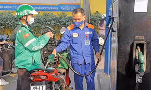 Giá xăng dầu đồng loạt tăng từ chiều nay 7/11