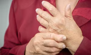 Không có mối liên hệ giữa thời tiết và các cơn đau cơ xương khớp
