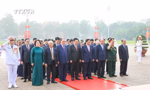 49 năm thống nhất đất nước: Lãnh đạo Đảng, Nhà nước vào Lăng viếng Chủ tịch Hồ Chí Minh