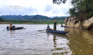 Hai trẻ đuối nước khi đi tắm sông ở Yên Bái