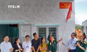 Đưa vào sử dụng nhà điểm dân cư liền kề chốt dân quân biên giới ở huyện Bù Đốp