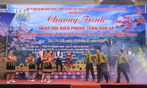 Ấm áp Ngày hội “Xuân Biên phòng ấm lòng dân bản” ở Điện Biên