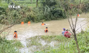 Phú Yên: Tìm thấy thi thể nạn nhân bị nước lũ cuốn trôi