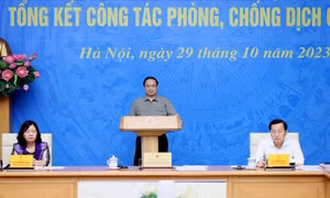 Thủ tướng Phạm Minh Chính chủ trì Hội nghị Tổng kết công tác phòng, chống dịch COVID-19