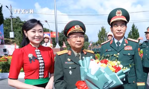 Giao lưu hữu nghị Quốc phòng biên giới Việt Nam-Lào lần thứ hai