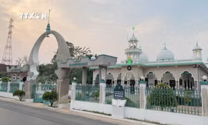 Đồng bào Chăm An Giang mừng đón tháng ăn chay Ramadan