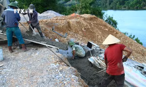 Quảng Bình khẩn trương thi công các dự án đê kè, hồ đập thủy lợi