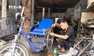 Anh Lê Văn Hóa khởi nghiệp từ mô hình sáng chế xe lăn dành cho người khuyết tật