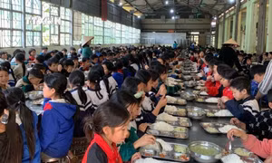 Tháo gỡ khó khăn trong công tác chăm sóc, giáo dục học sinh dân tộc bán trú ở Yên Bái