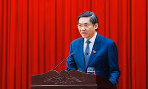 Ông Hoàng Nghĩa Hiếu được bầu làm Chủ tịch HĐND tỉnh Nghệ An