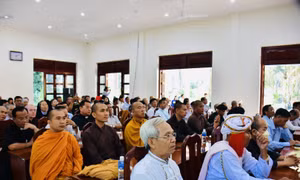 Bình Thuận gặp mặt các chức sắc tôn giáo, người có uy tín trong đồng bào các dân tộc
