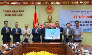 Chung tay xóa nhà tạm, dột nát cho người nghèo​ ở Đắk Lắk