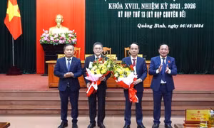 Ông Phan Phong Phú được bầu làm Phó Chủ tịch tỉnh Quảng Bình