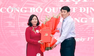 Đồng chí Bùi Thị Minh Hoài giữ chức Bí thư Thành ủy Hà Nội