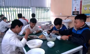 Thanh Hóa cải thiện chất lượng bữa ăn cho học sinh tại các trường dân tộc nội trú