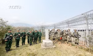 Xây dựng biên giới Việt Nam - Trung Quốc hòa bình, phát triển (Bài 1)