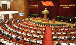 Ngày làm việc thứ hai của Hội nghị giữa nhiệm kỳ Ban Chấp hành Trung ương Đảng khóa XIII