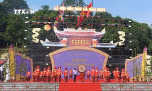Lễ hội đền Bảo Hà thu hút hàng ngàn du khách tham dự